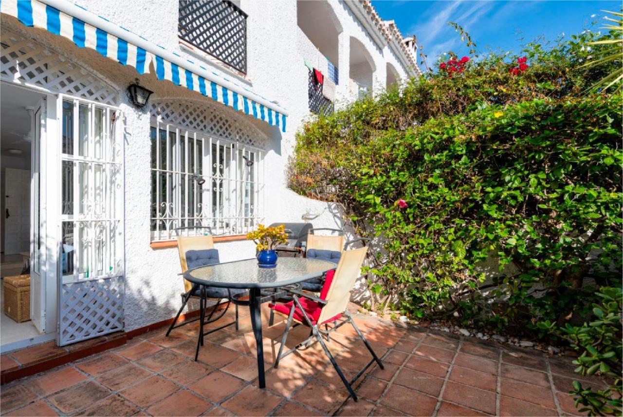 Casa Lena Town House With Private Garden Near The Beach Nerja Exterior photo